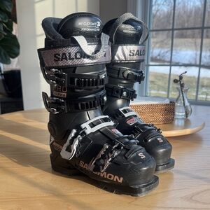 Salomon Women’s S/Pro Alpha flex 90 black ski boots size 22/22.5 Like New